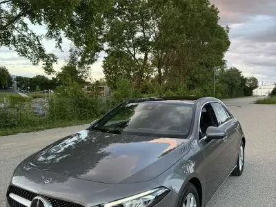 Gebraucht Mercedes A200 163 PS (119 kW) 2018 Grau Kleinwagen