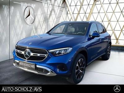 Gebraucht Mercedes GLC300e Avantgarde 333 PS (244 kW) 2026 Metalliclack spektralblau SUV