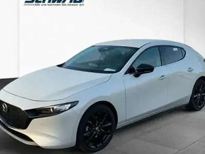 Ny Mazda 3 Homura-Line 140 HK (102 kW) 2025 Hvid Sedan