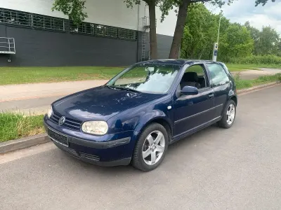 Gebraucht VW Golf IV 105 PS (77 kW) 2001 Blau Limousine