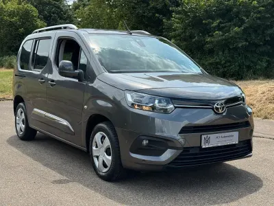 Gebraucht Toyota Proace Verso City 131 PS (96 kW) 2020 Grau Kombi
