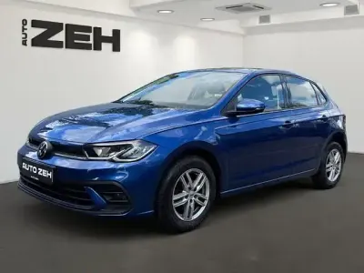 Gebraucht VW Polo Life 95 PS (69 kW) 2022 Reef blue metallic Kleinwagen