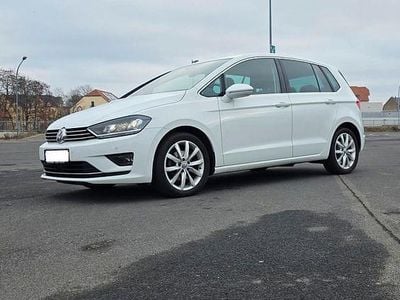 Weiß Gebraucht 2014 VW Golf Sportsvan Comfortline Van / Kleinbus | 10.900 € (Fairer Preis)