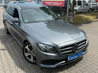 Gebraucht Mercedes E400 Avantgarde 340 PS (250 kW) 2019 Selenitgrau Kombi