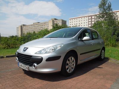 Silber metallic Gebraucht 2007 Peugeot 307 Limousine | 4.500 € (Teuer)