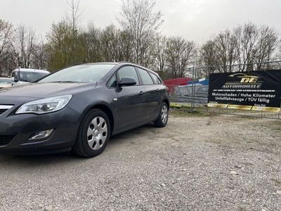 gebraucht Opel Astra Sports Tourer Edition*KLIMA*WENIG KM*
