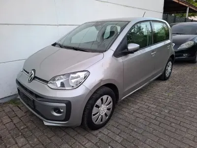 Second-hand VW up! Basis 68 CP (50 kW) 2022 Argintiu Hatchback