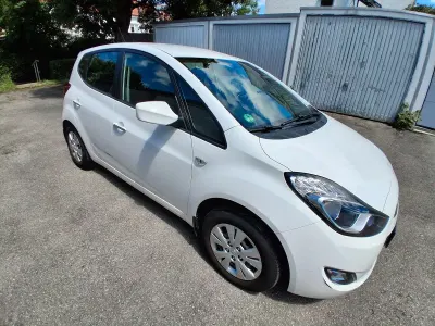 Gebraucht Hyundai ix20 Comfort 90 PS (66 kW) 2013 Weiß Kleinwagen