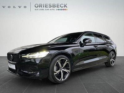 Gebraucht Volvo V60 Plus 250 PS (183 kW) 2022 Black solid stone / solid Kombi