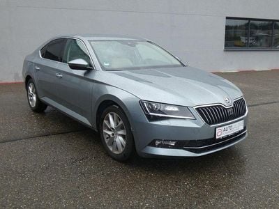 Gebraucht Skoda Superb Style 150 PS (110 kW) 2016 Grau Limousine