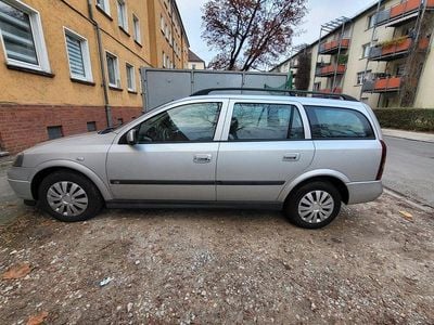 Silber Gebraucht 2003 Opel Astra Njoy Kombi | 1.500 € (Etwas zu teuer)