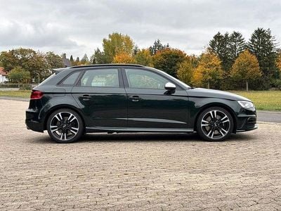 Gebraucht Audi S3 Ambiente 300 PS (220 kW) 2015 Grün Limousine