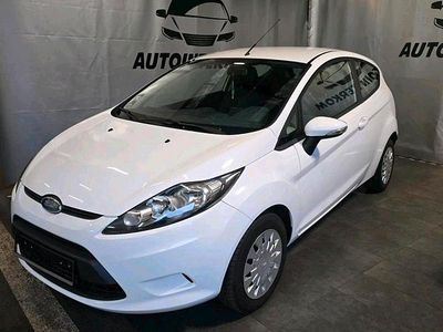 Gebraucht Ford Fiesta 60 PS (44 kW) 2010 Weiß Kleinwagen