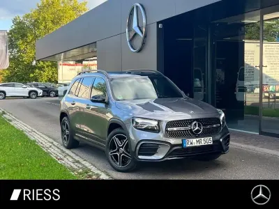 Gebraucht Mercedes GLB200 AMG 150 PS (110 kW) 2025 Grau SUV