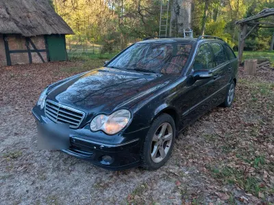 Używany Mercedes C220 Avantgarde 150 KM (110 kW) 2006 Niebieski Kombi