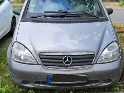 Gebraucht Mercedes A140 Classic 82 PS (60 kW) 1999 Silber Van / Kleinbus