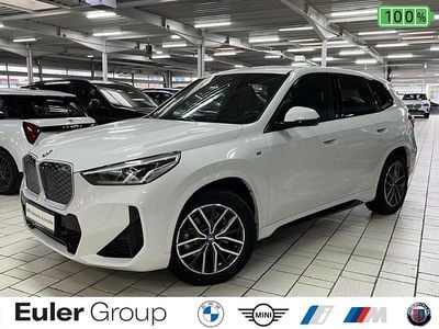Gebraucht BMW iX1 M Sport 225 kW (306 PS) 2023 Alpinweiss iii SUV