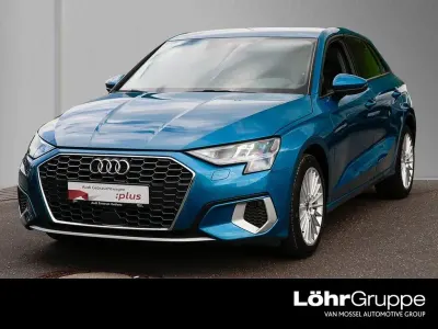Używany Audi A3 Advanced 110 KM (80 kW) 2022 Niebieski Sedan/Limuzyna