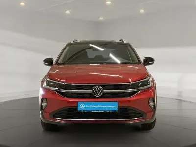 Gebraucht VW Taigo Style 150 PS (110 kW) 2022 Rot SUV