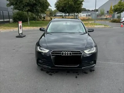 Gebraucht Audi A4 150 PS (110 kW) 2015 Schwarz Kombi