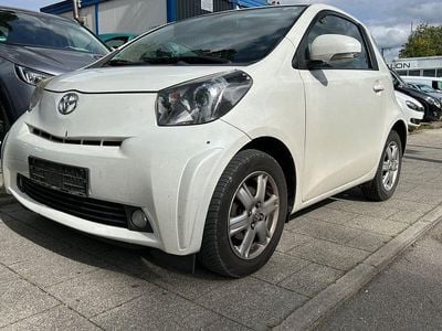 Toyota iQ