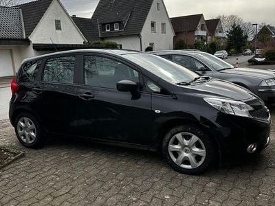 Gebraucht Nissan Note Acenta 90 PS (66 kW) 2014 Schwarz Kleinwagen