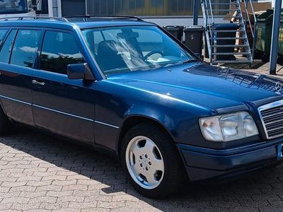 Gebraucht Mercedes 200 136 PS (100 kW) 1994 Blau Kombi