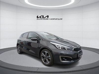 Gebraucht Kia Ceed Spirit 135 PS (99 kW) 2017 Dark gun metal Kleinwagen