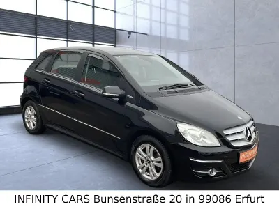 Gebraucht Mercedes B180 116 PS (85 kW) 2011 Schwarz Kleinwagen