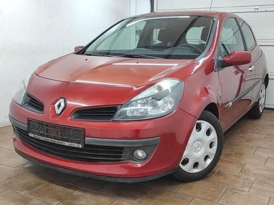 Gebraucht Renault Clio II Dynamique 139 PS (102 kW) 2006 Feuerrot Kleinwagen