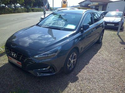 Neu Hyundai i30 N Line 140 PS (102 kW) 2025 Grau Kombi