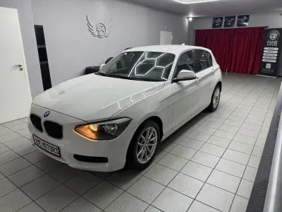 Gebraucht BMW 116 Advantage 116 PS (85 kW) 2012 Weiß Kleinwagen
