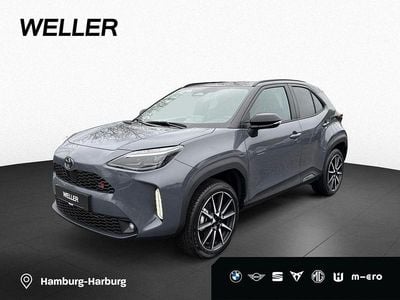 Neu Toyota Yaris Cross Sport 131 PS (96 kW) 2025 Grau SUV