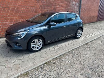 Gebraucht Renault Clio V Business 91 PS (66 kW) 2021 Grau Limousine