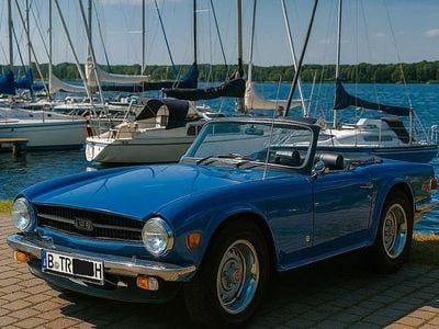 Blau Gebraucht 1975 Triumph TR6 Cabrio | 32.500 €