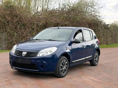 Gebraucht Dacia Sandero 75 PS (55 kW) 2009 Blau Kleinwagen