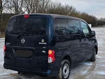 Nissan NV200