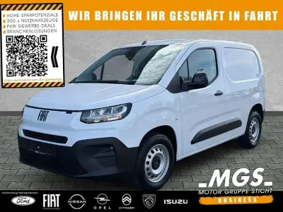 Neu Fiat Doblò 131 PS (96 kW) 2026 Gelatoweiß Van / Kleinbus