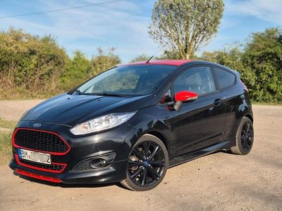 Gebraucht Ford Fiesta Sport 140 PS (102 kW) 2015 Schwarz Kleinwagen