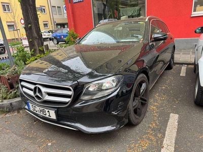 Gebraucht Mercedes E220 194 PS (142 kW) 2018 Schwarz Limousine