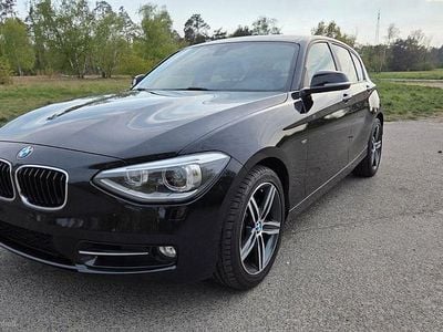 Gebraucht BMW 118 Sport Line 170 PS (125 kW) 2011 Schwarz Kleinwagen