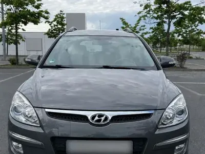 Gebraucht Hyundai i30 Classic 90 PS (66 kW) 2008 Grau Kombi