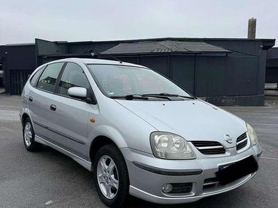 Gebraucht Nissan Almera Tino Acenta+ 116 PS (85 kW) 2004 Van / Kleinbus