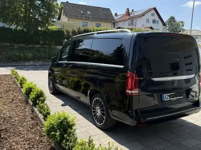 Używany Mercedes V250 Avantgarde Edition 190 KM (139 kW) 2015 Czarny Minivan