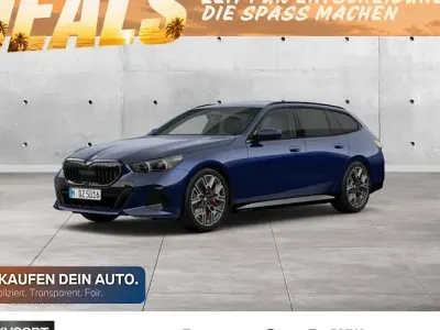 Nouă BMW 540 303 CP (222 kW) 2026 Albastru Break