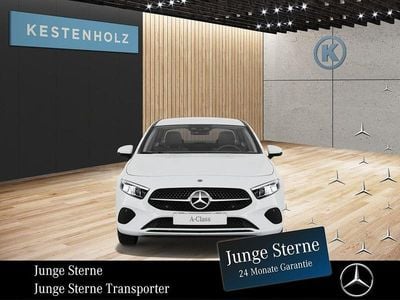 Gebraucht Mercedes A250 163 PS (119 kW) 2023 Unilack polarweiß Limousine