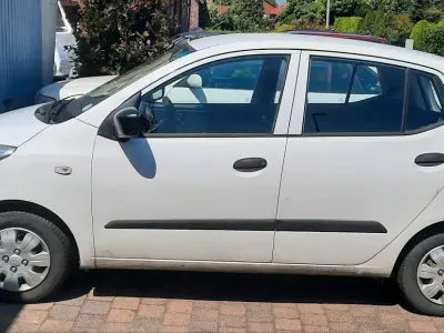 Gebraucht Hyundai i10 78 PS (57 kW) 2008 Weiß Kleinwagen
