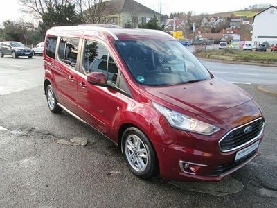 Gebraucht Ford Tourneo Titanium 120 PS (88 kW) 2019 Rot Van / Kleinbus