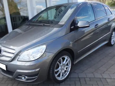 Gebraucht Mercedes B200 Edition 193 PS (141 kW) 2008 Grau Van / Kleinbus