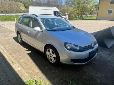 Second-hand VW Golf VI 120 CP (88 kW) 2010 Argintiu Hatchback